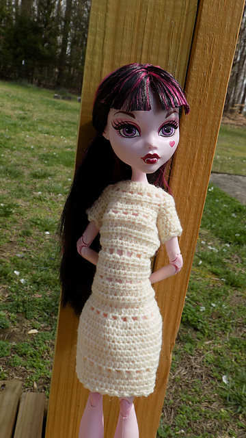 MH Open-Block Dress