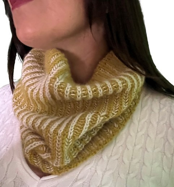 So Easy Cowl