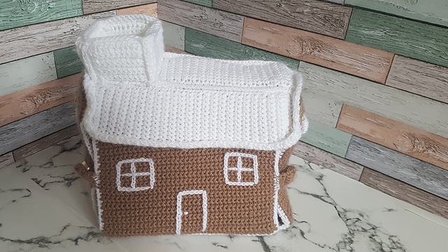 Gingerbread House Adventure Bag
