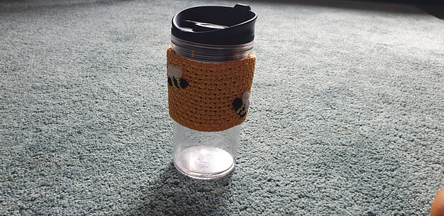 Honeycomb Bee Cozy