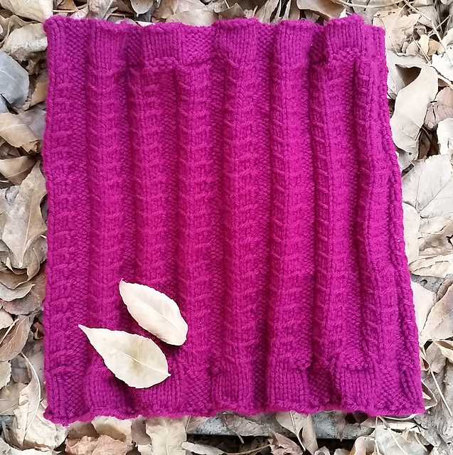 Red Rood Cowl