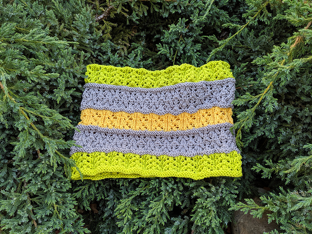 Coronata Cowl