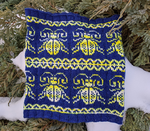 Winter Bugs Me Cowl