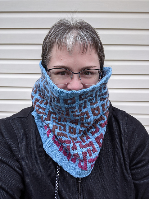 Tacena Cowl