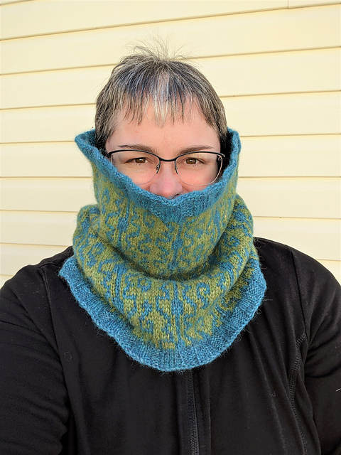 Rinelle Cowl