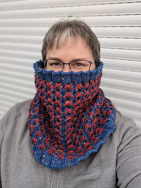 Strecest Cowl