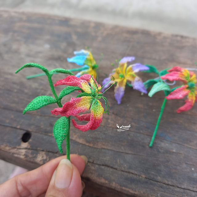 Mini Crochet Flame Lily- Gloriosa