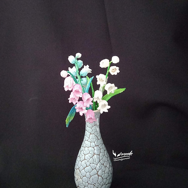 Mini Lily of the valley brooch crochet flower