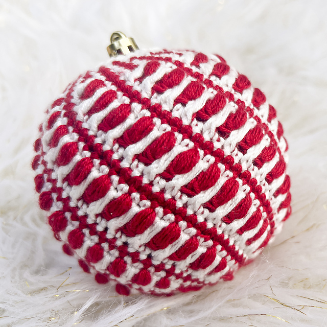 CHRISTMAS JEWELS Bauble 9