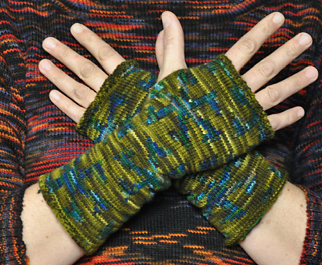 Special Snowflake Wristwarmers