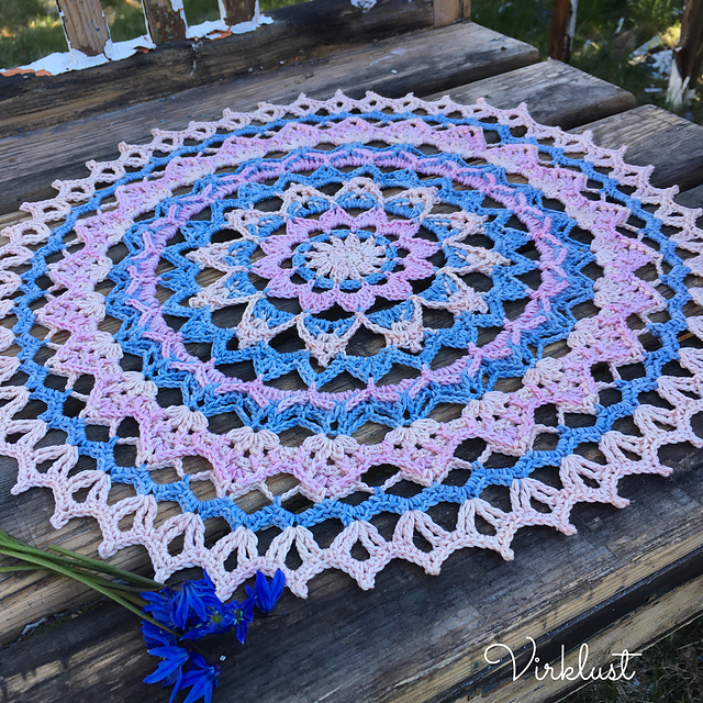 Ravelry Early Morning Mandala pattern by Karin Åshammar/Virklust