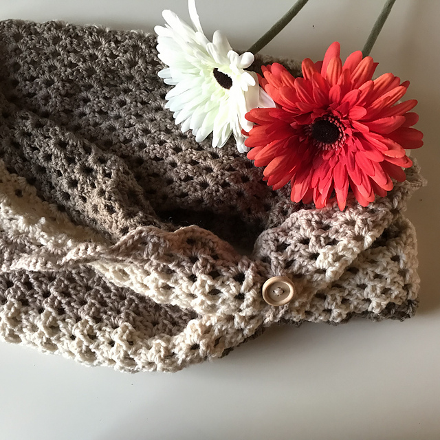 Cozy Shell Infinity Scarf