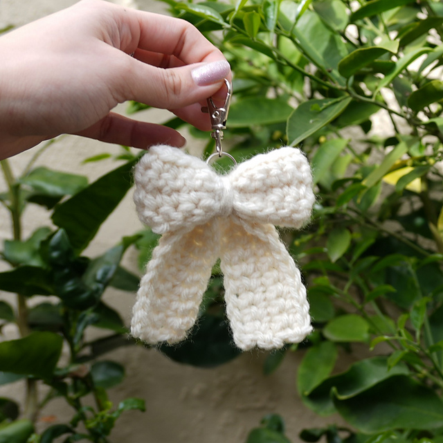 Crochet Bow Keychain
