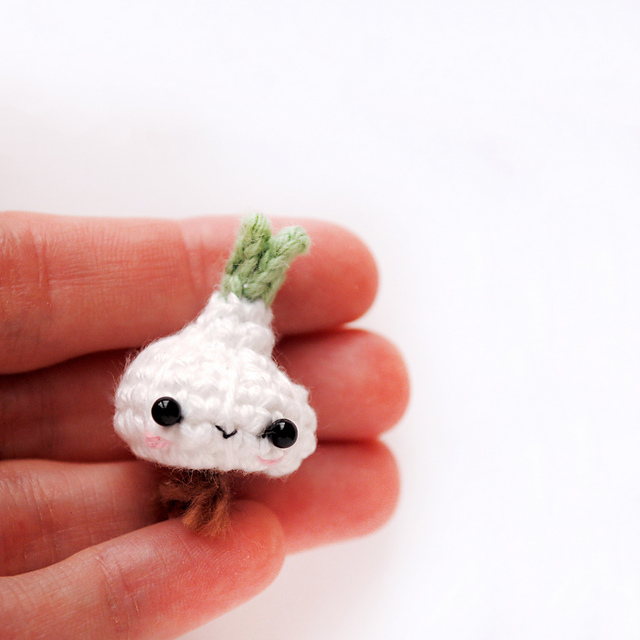 Tiny Garlic