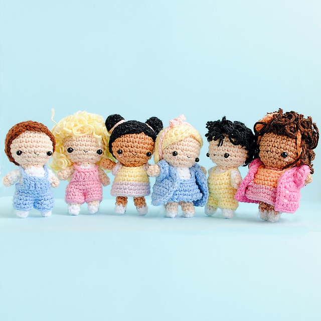 Ravelry: Kids Mini dress up doll pattern by The Wandering Deer