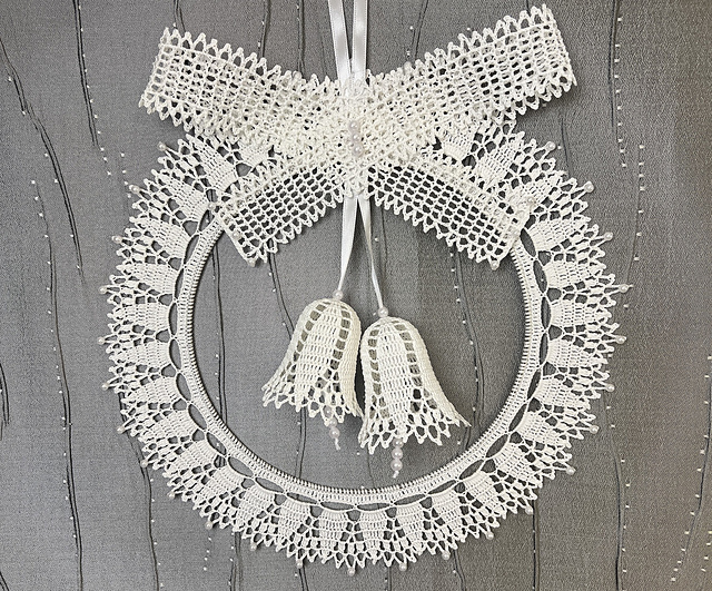 Crocheted Christmas Wreath