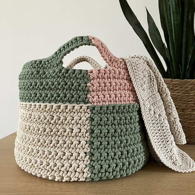 Crochet basket SEASONS