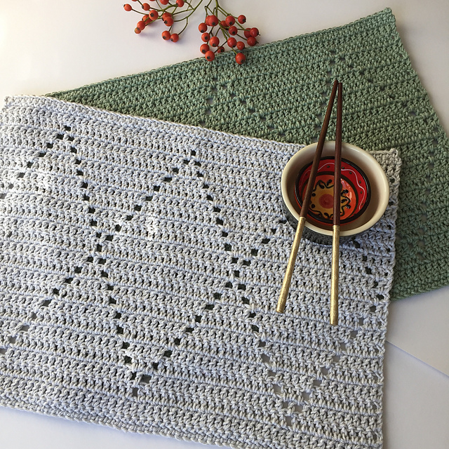 Crochet placemat SANNA