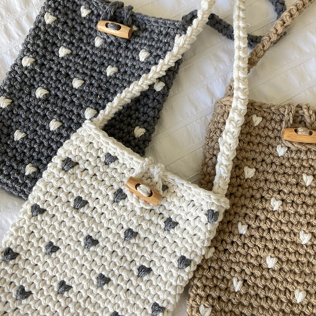 Crochet bag LOVE & BOWIE