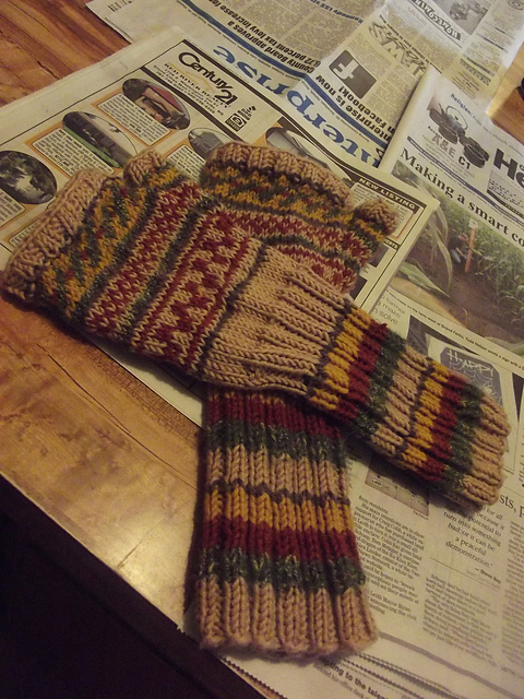 Geometric Dazzle Fingerless Mittens