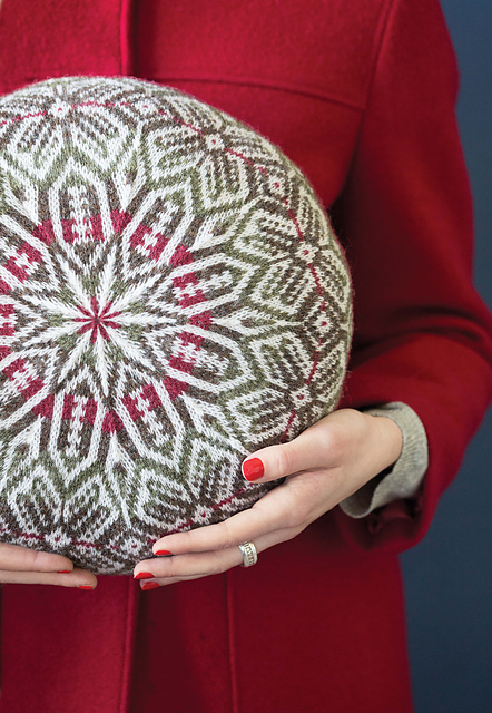 #08 Fair Isle Round Pillow