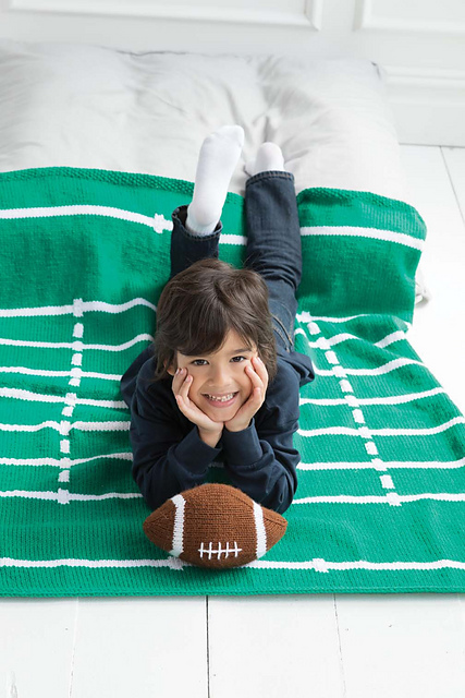 #24 + 25 Football Field Blanket and Toy