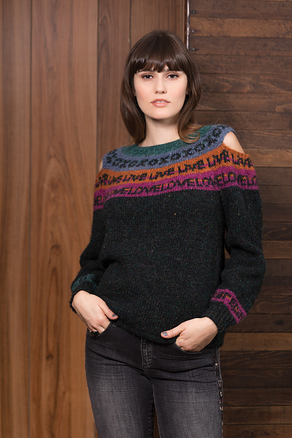 COLD SHOULDER YOKE PULLOVER