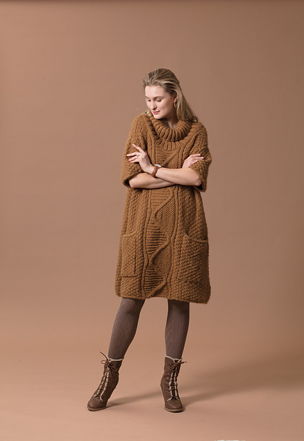 #01 Turtleneck Dress