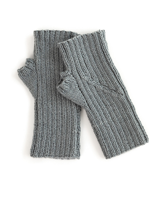 #18 Fingerless Gloves