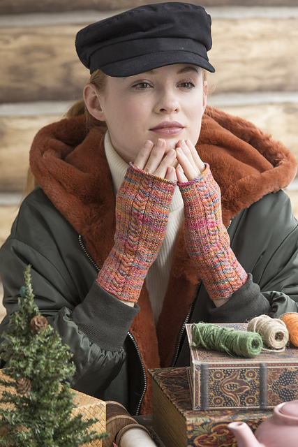 #11 Fingerless Mitts
