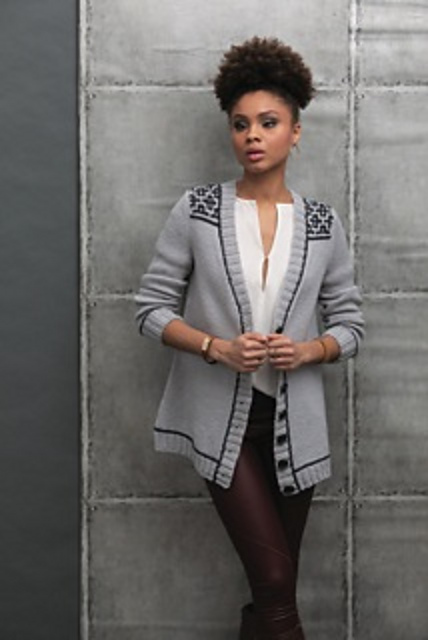 #03 Mosaic V-Neck Cardigan