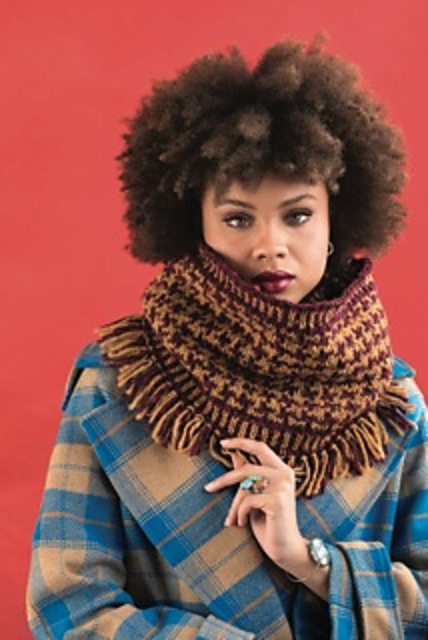 #13 Hound's Tooth Cowl