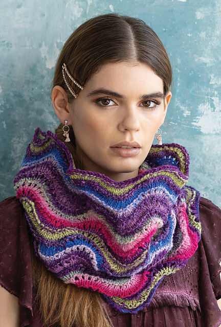 Feather-and-Fan Cowl