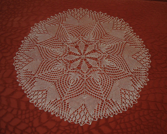 White doily / Белая салфетка (Модель 13)