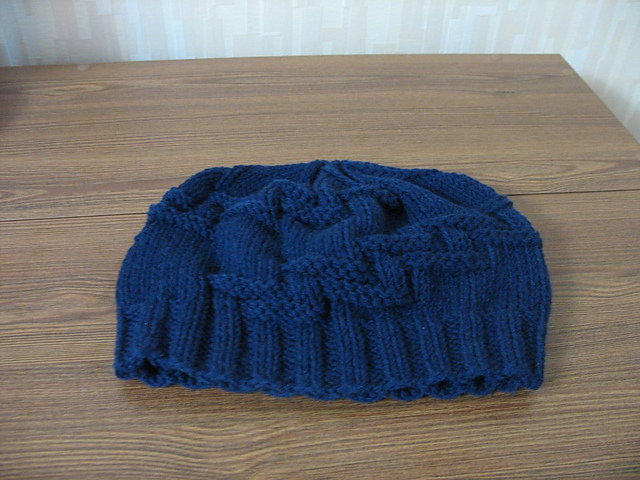 Flying zigzag hat