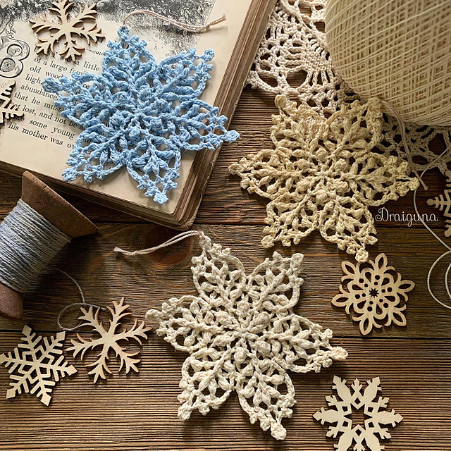 Lanternlight Snowflake