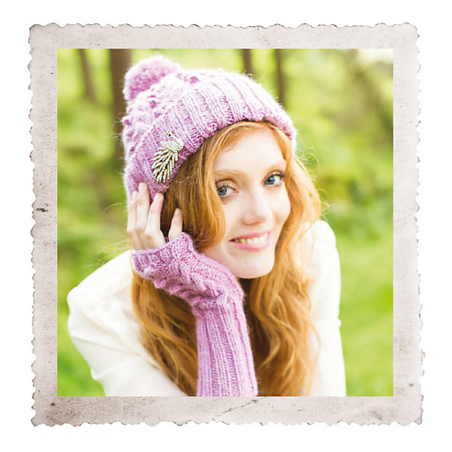Isabella Cabled & Bobble Hat & Hand Warmers