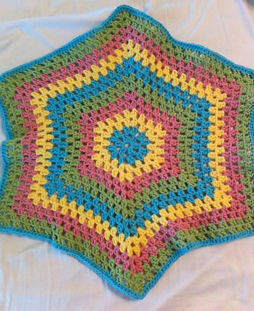 Granny Hexagon Baby Blankie