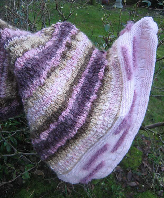 Mossy Wall Pram Blanket