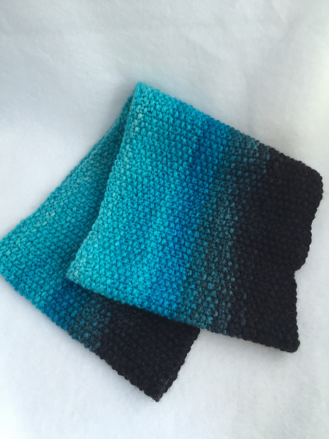 Pebbled Cowl