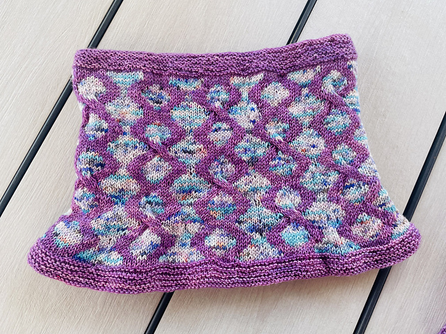 Twisty Cowl