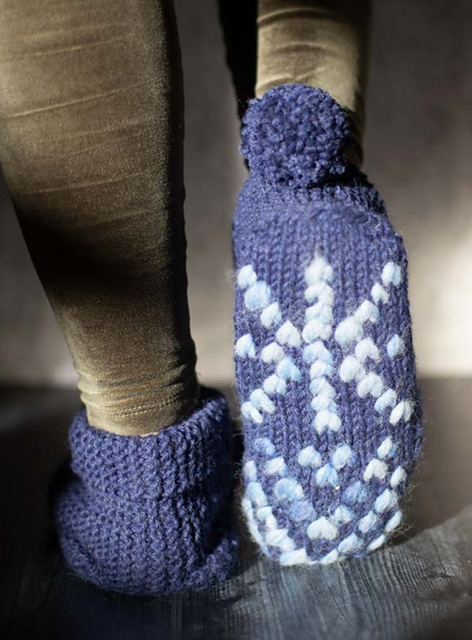 Ravelry: Snowflake Slippers pattern by Becky Beagell display picture 1
