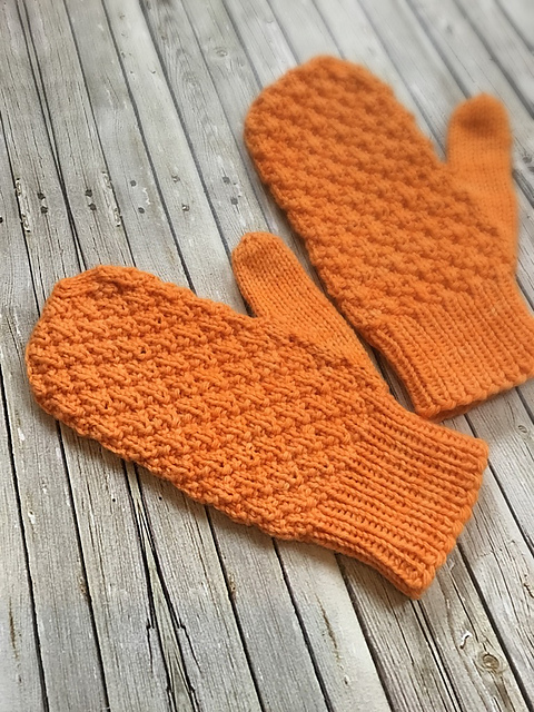 Seersucker Mittens