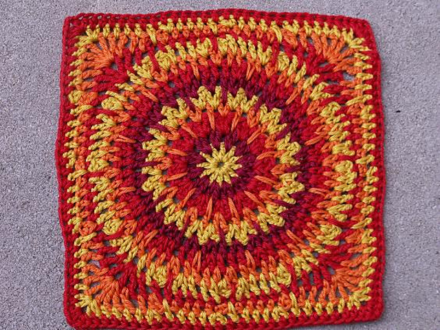 Spiky Circle Afghan Square