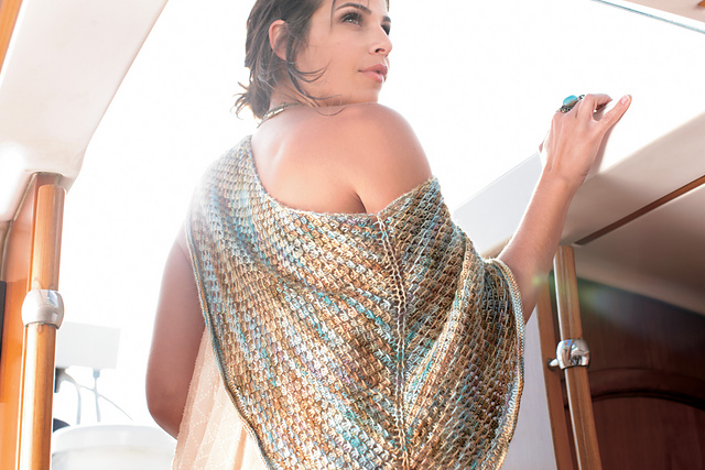 Mambu Shawlette
