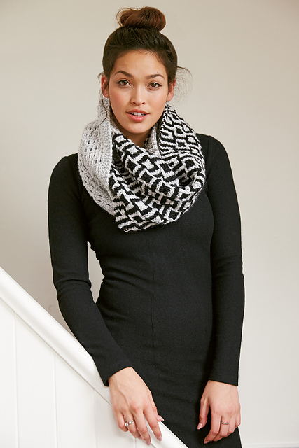 Mosaic and Texture Cowl