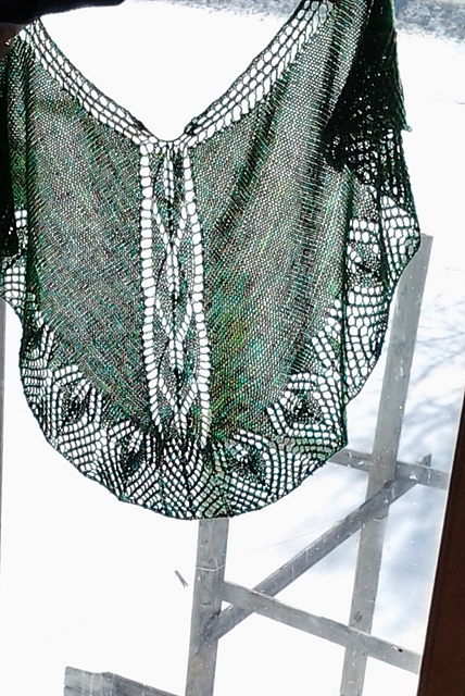 Curlicue Leaf Shawl