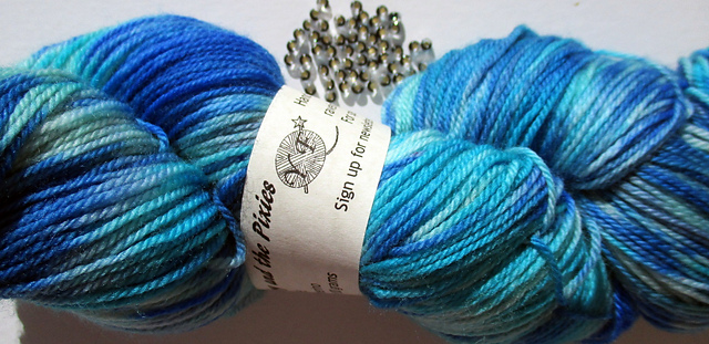 Curlicue Snow Shawl