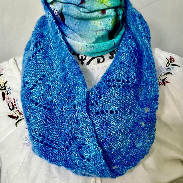 Blooming Flower Cowl