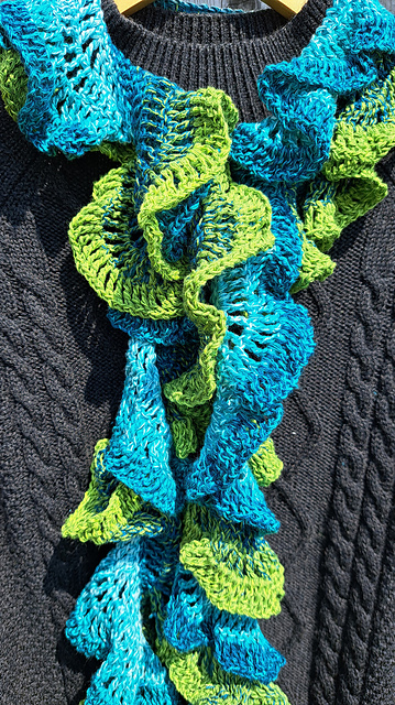 Ruffle scarf